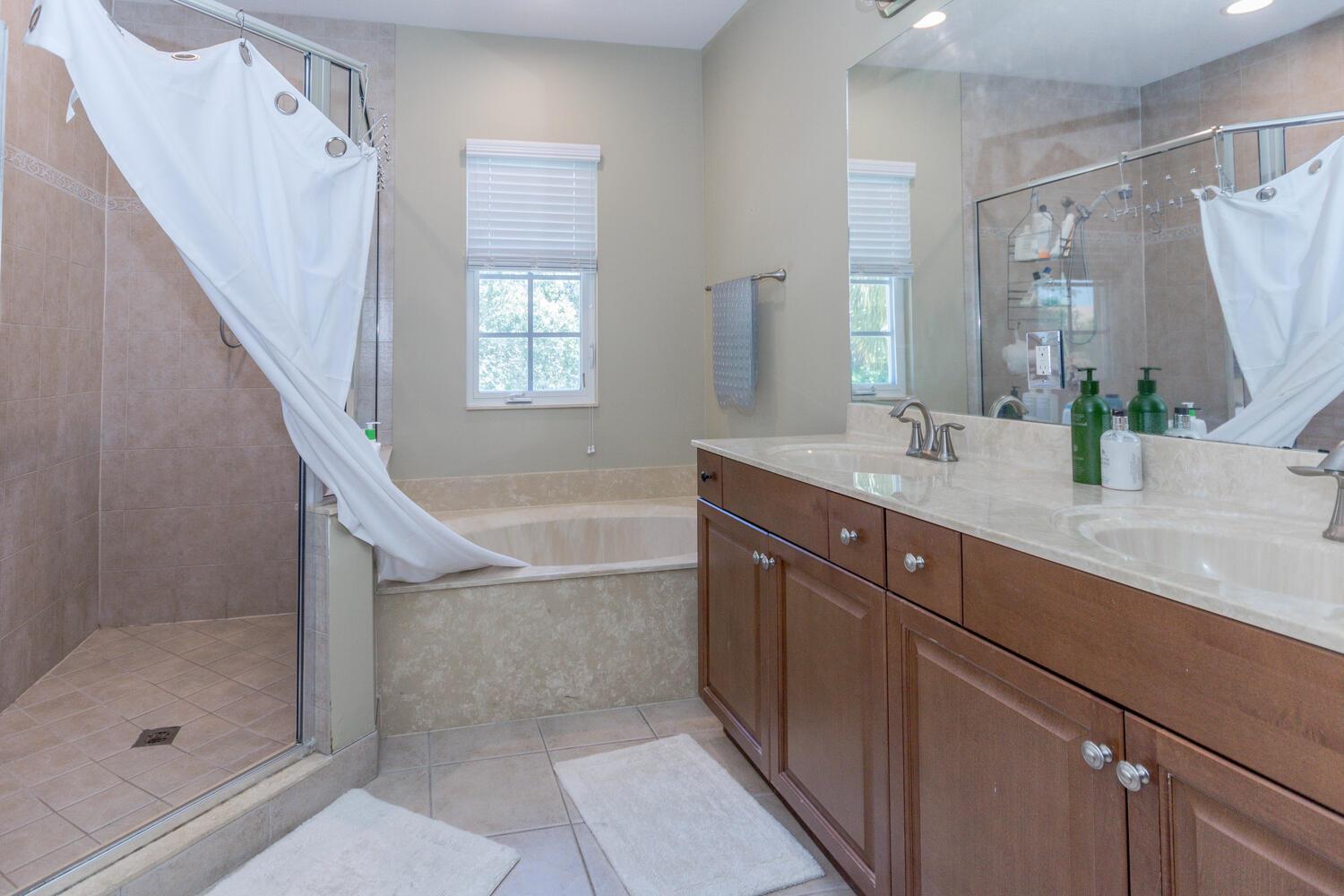 4655 Cadiz Circle, Palm Beach Gardens FL 33418