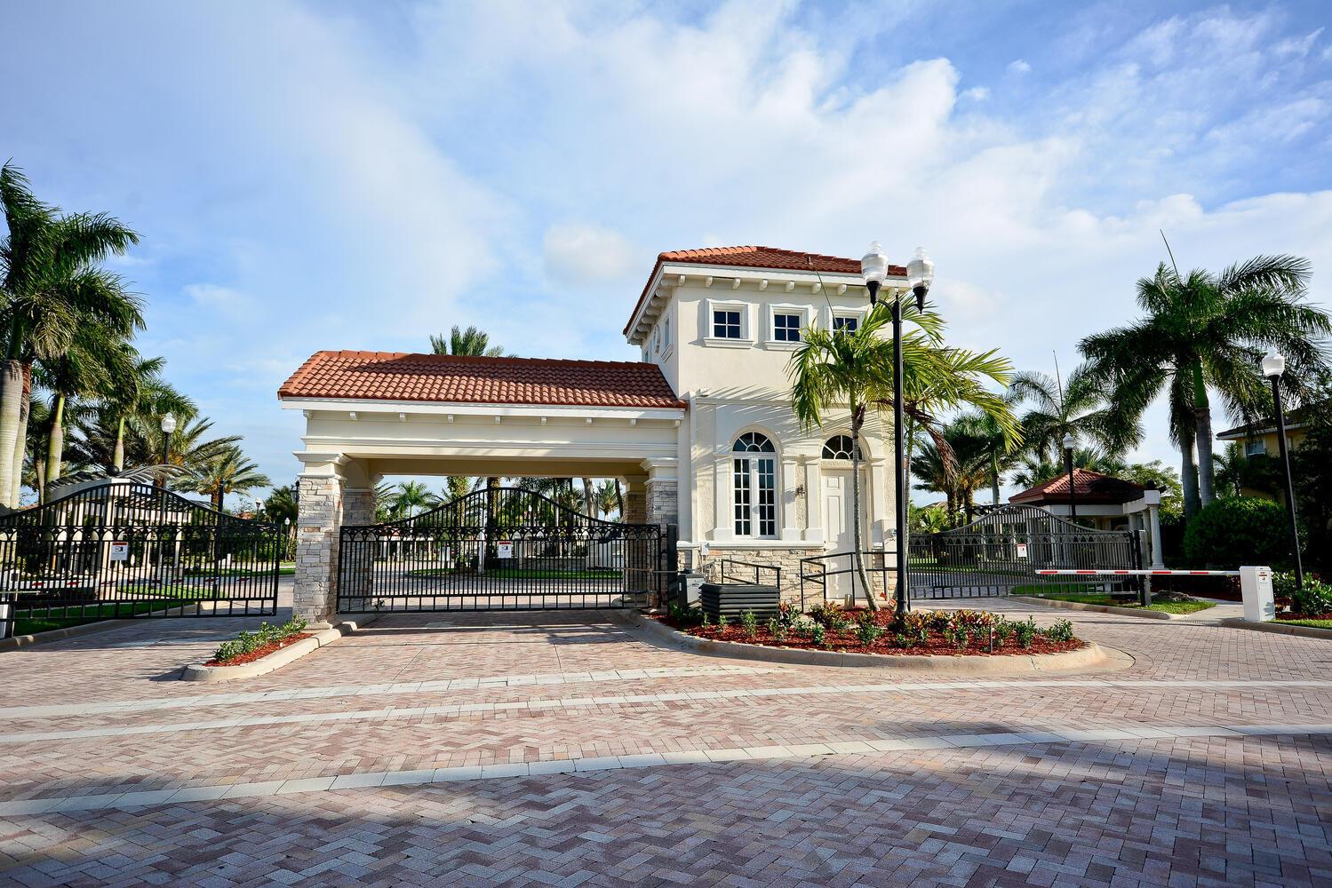 4655 Cadiz Circle, Palm Beach Gardens FL 33418