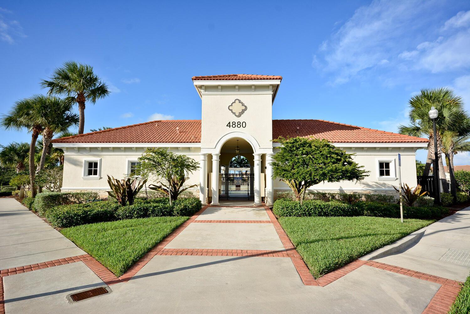 4655 Cadiz Circle, Palm Beach Gardens FL 33418