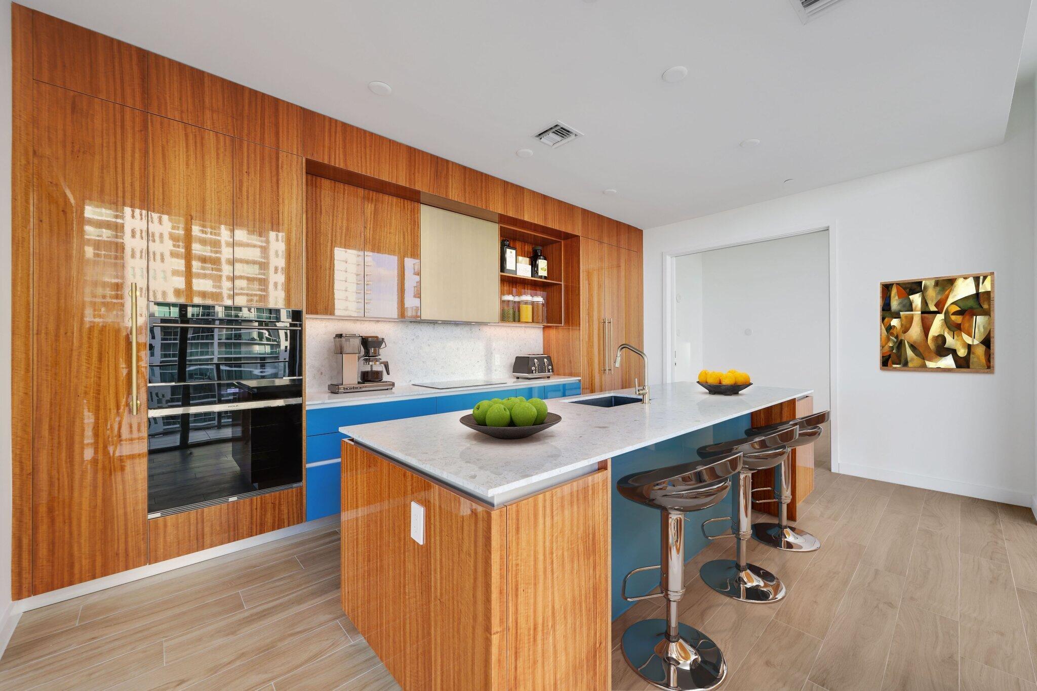 2655 S Bayshore Drive #902, Miami FL 33133