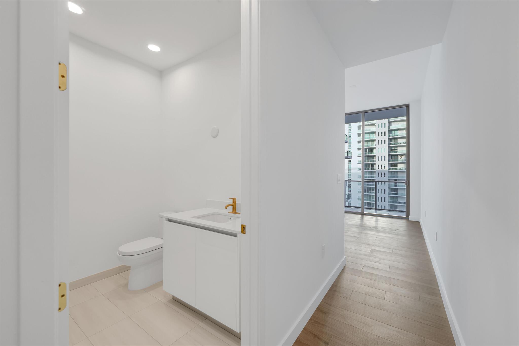 2655 S Bayshore Drive #902, Miami FL 33133