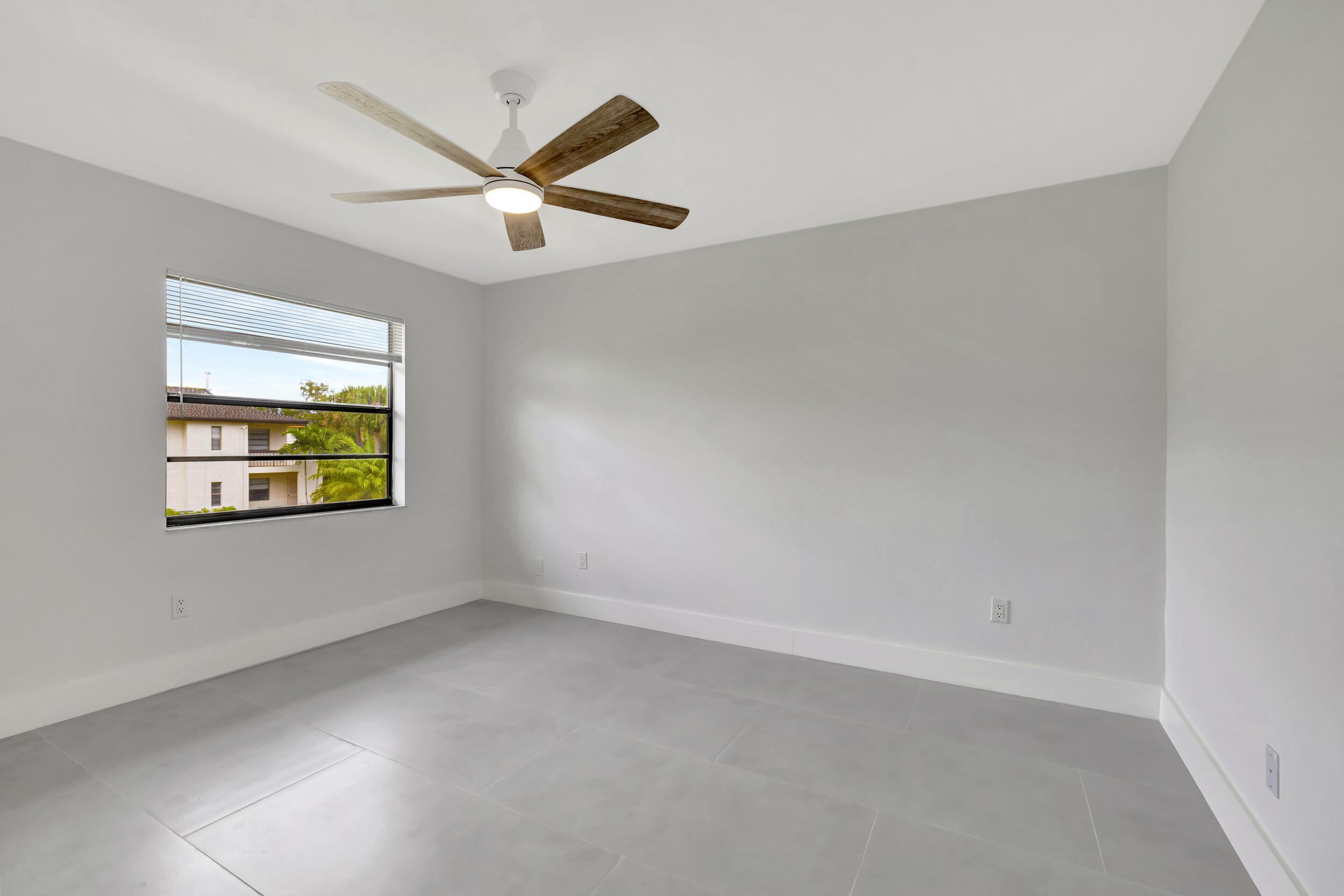 7898 Eastlake #7d, Boca Raton FL 33433