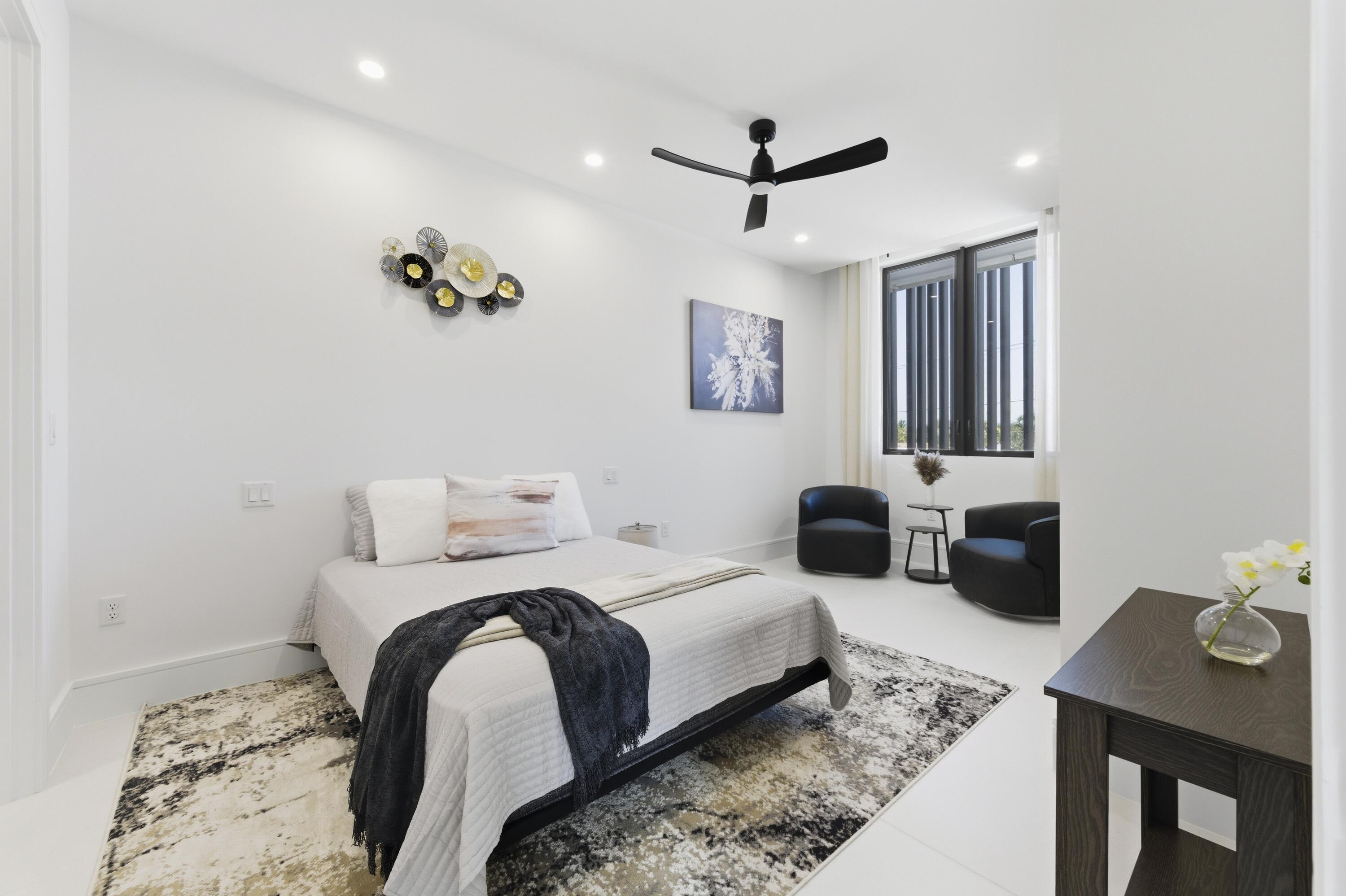 2323 Lake #201, Singer Island FL 33404