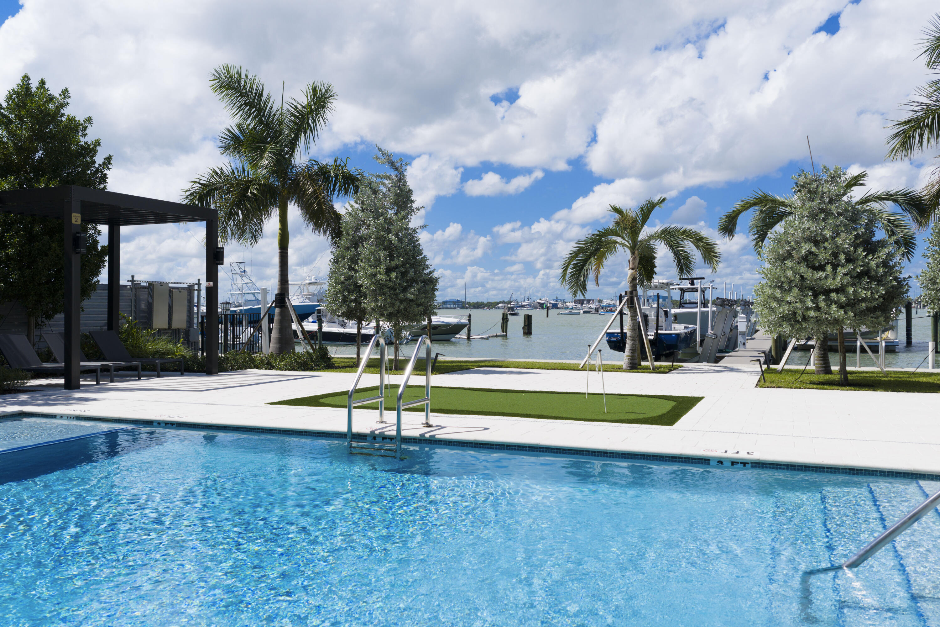 2323 Lake #201, Singer Island FL 33404