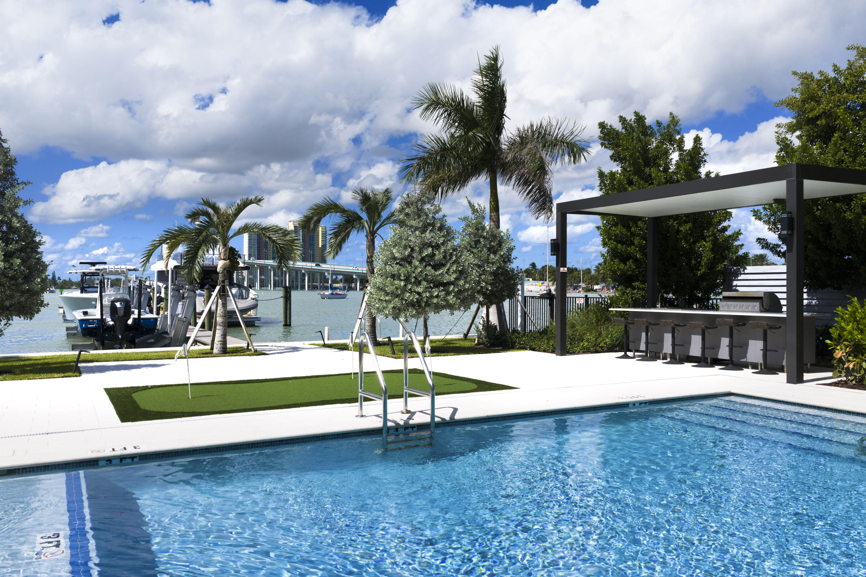 2323 Lake #201, Singer Island FL 33404