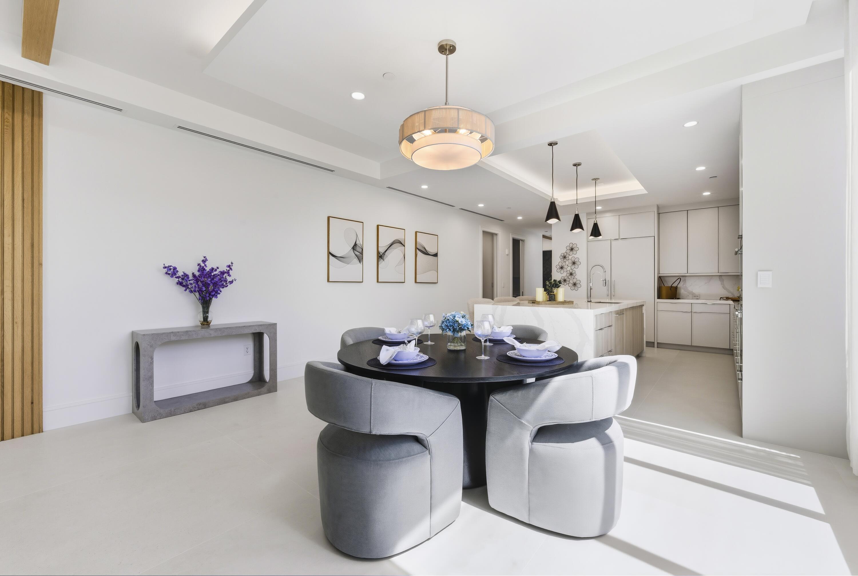 2323 Lake #201, Singer Island FL 33404