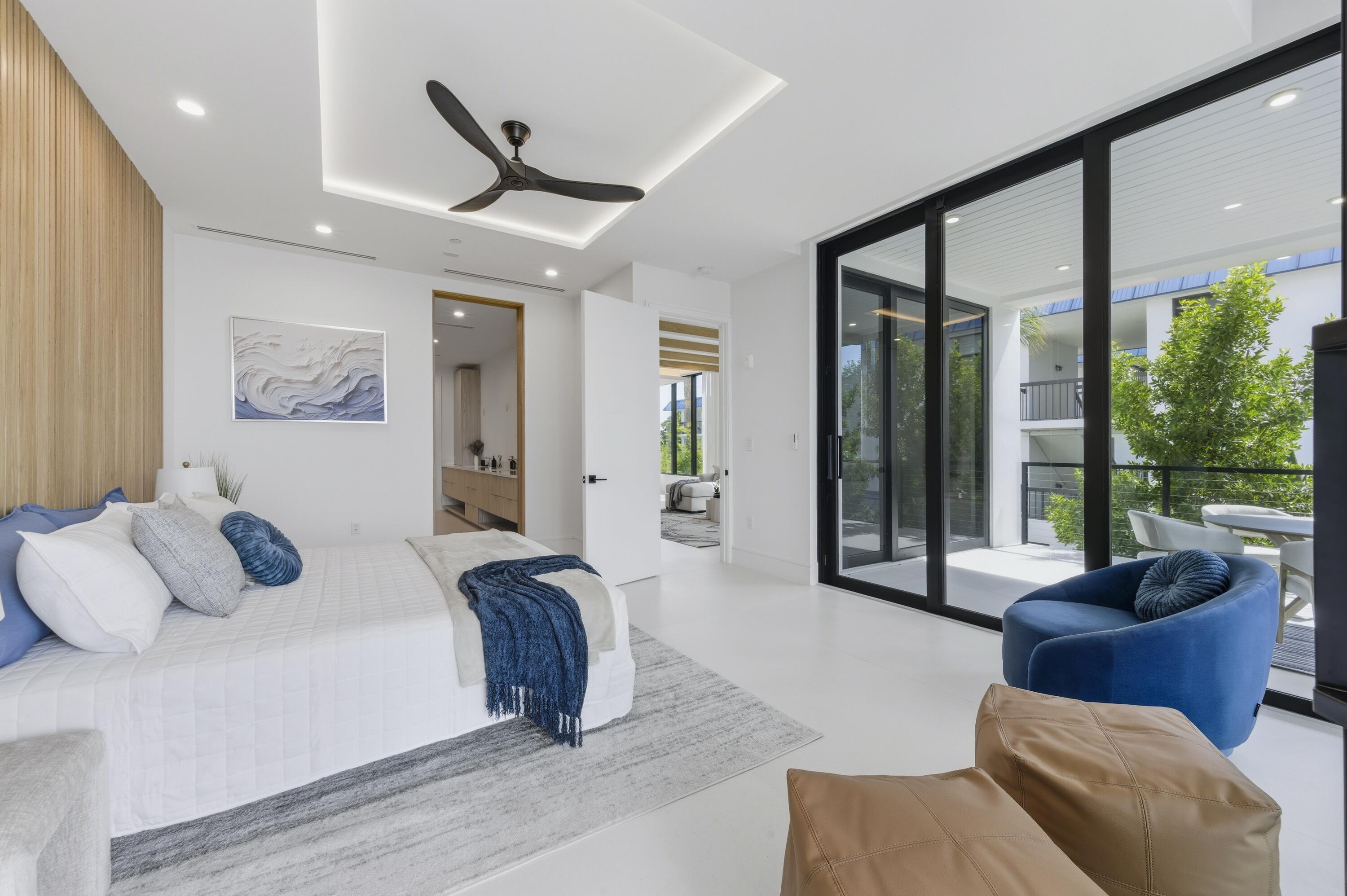 2323 Lake #201, Singer Island FL 33404