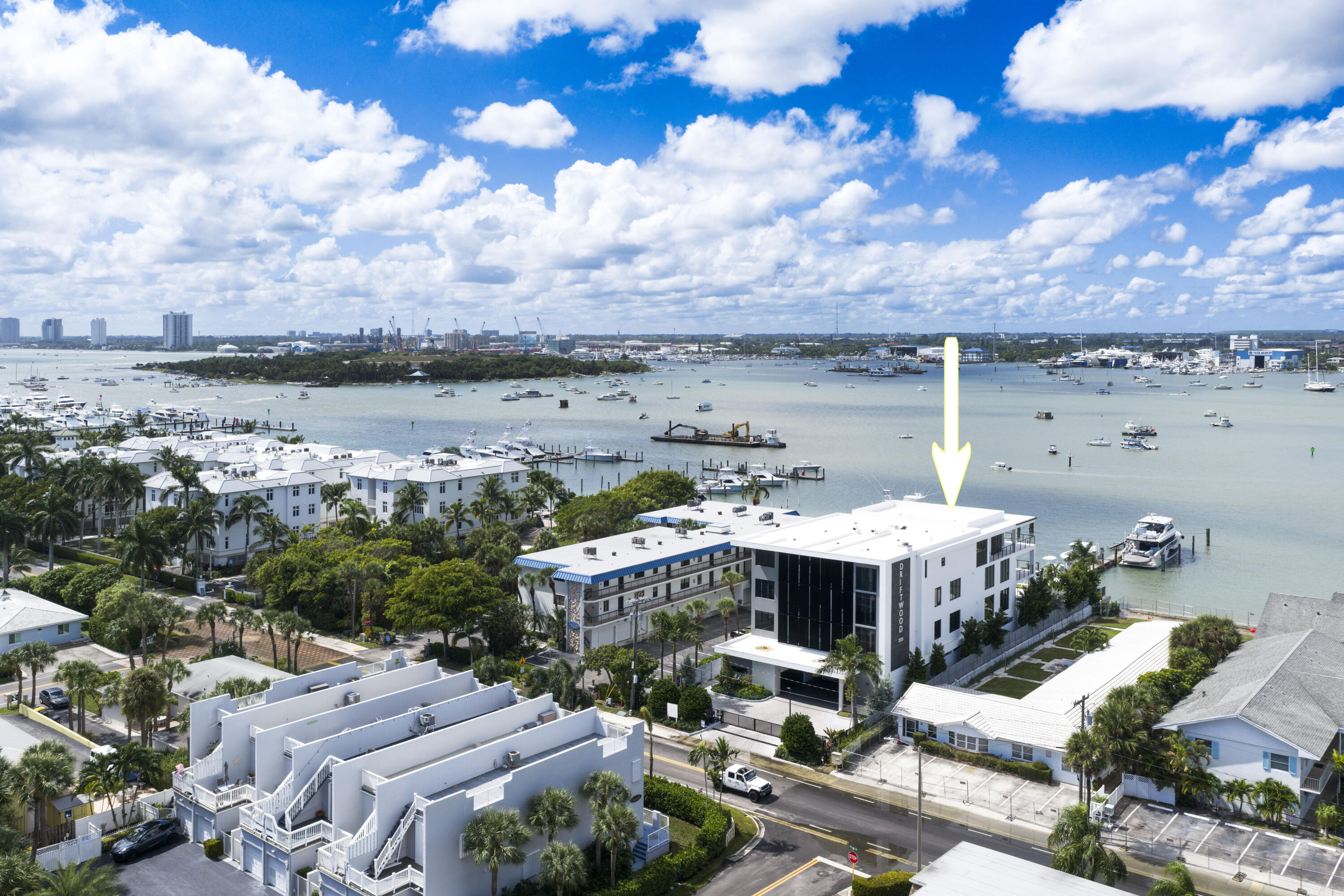2323 Lake #201, Singer Island FL 33404