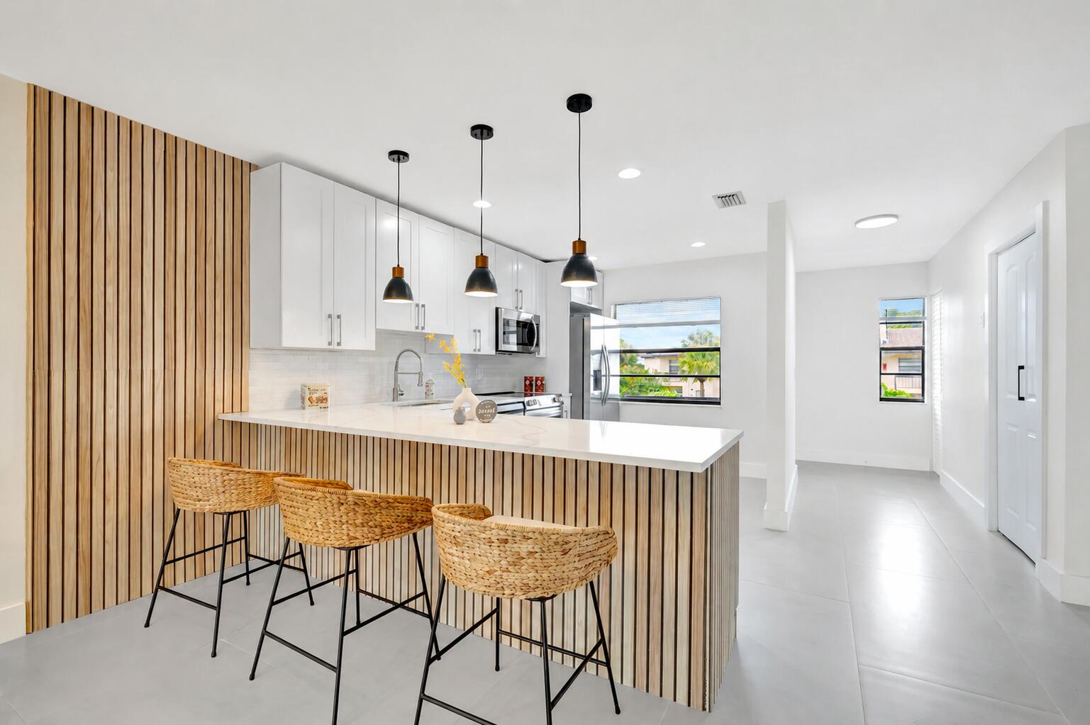 7898 Eastlake #7d, Boca Raton FL 33433