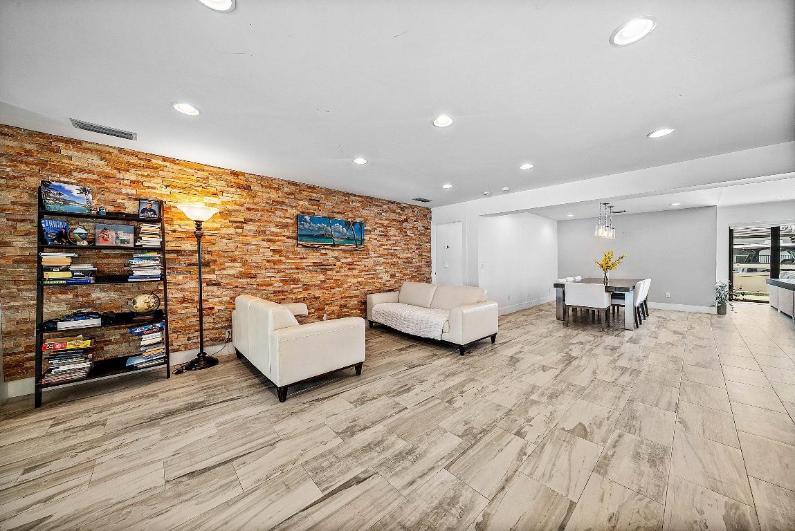740 NE 36th, Boca Raton FL 33431