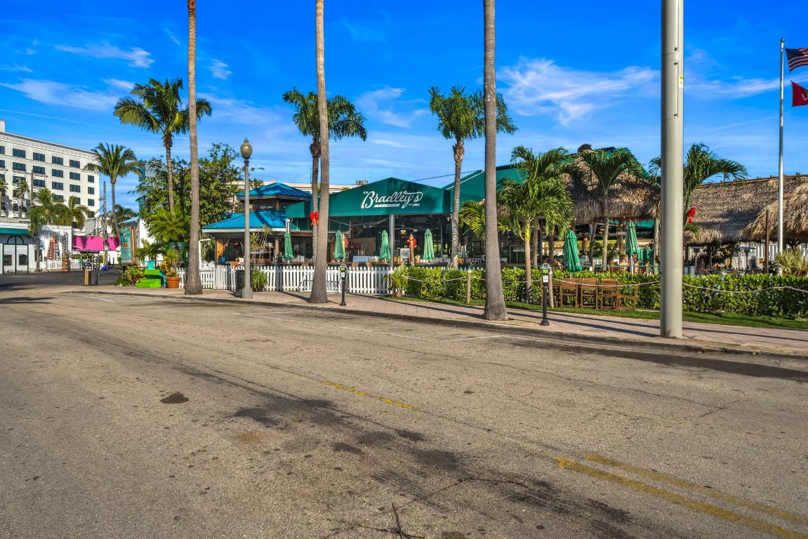 7887 150th, Palm Beach Gardens FL 33418