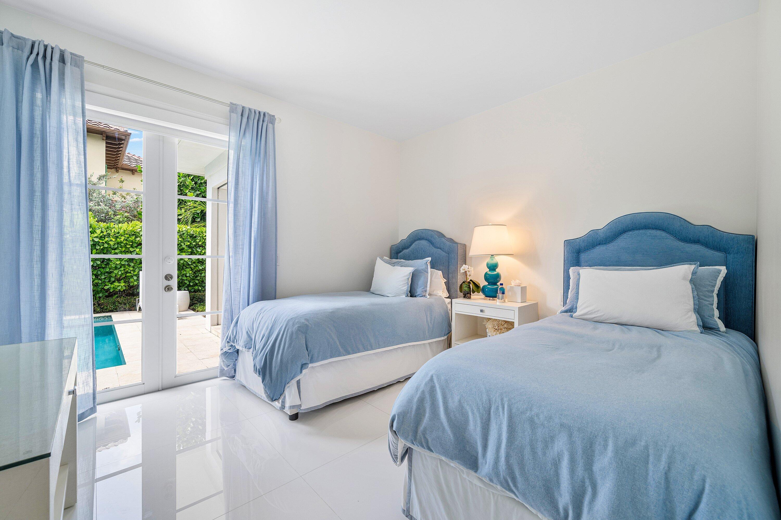 106 Beachway, Ocean Ridge FL 33435