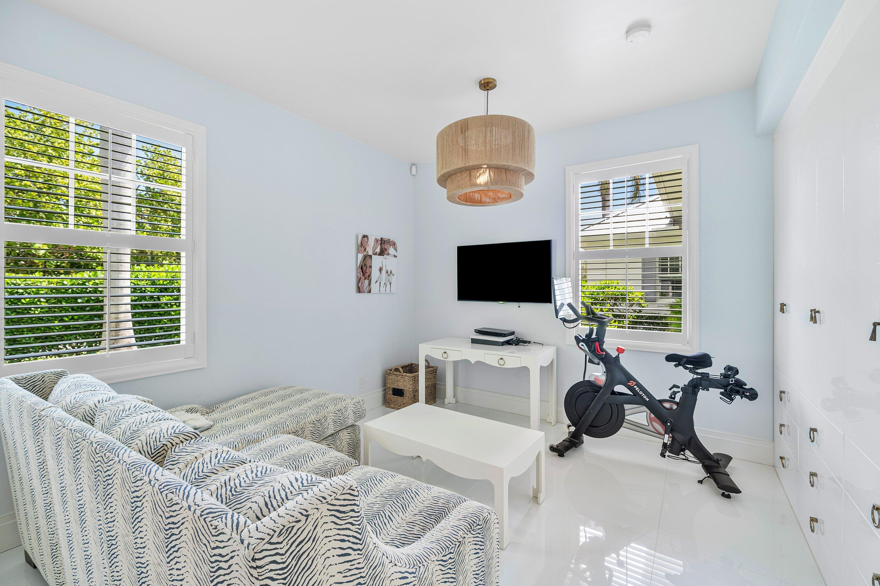 106 Beachway, Ocean Ridge FL 33435
