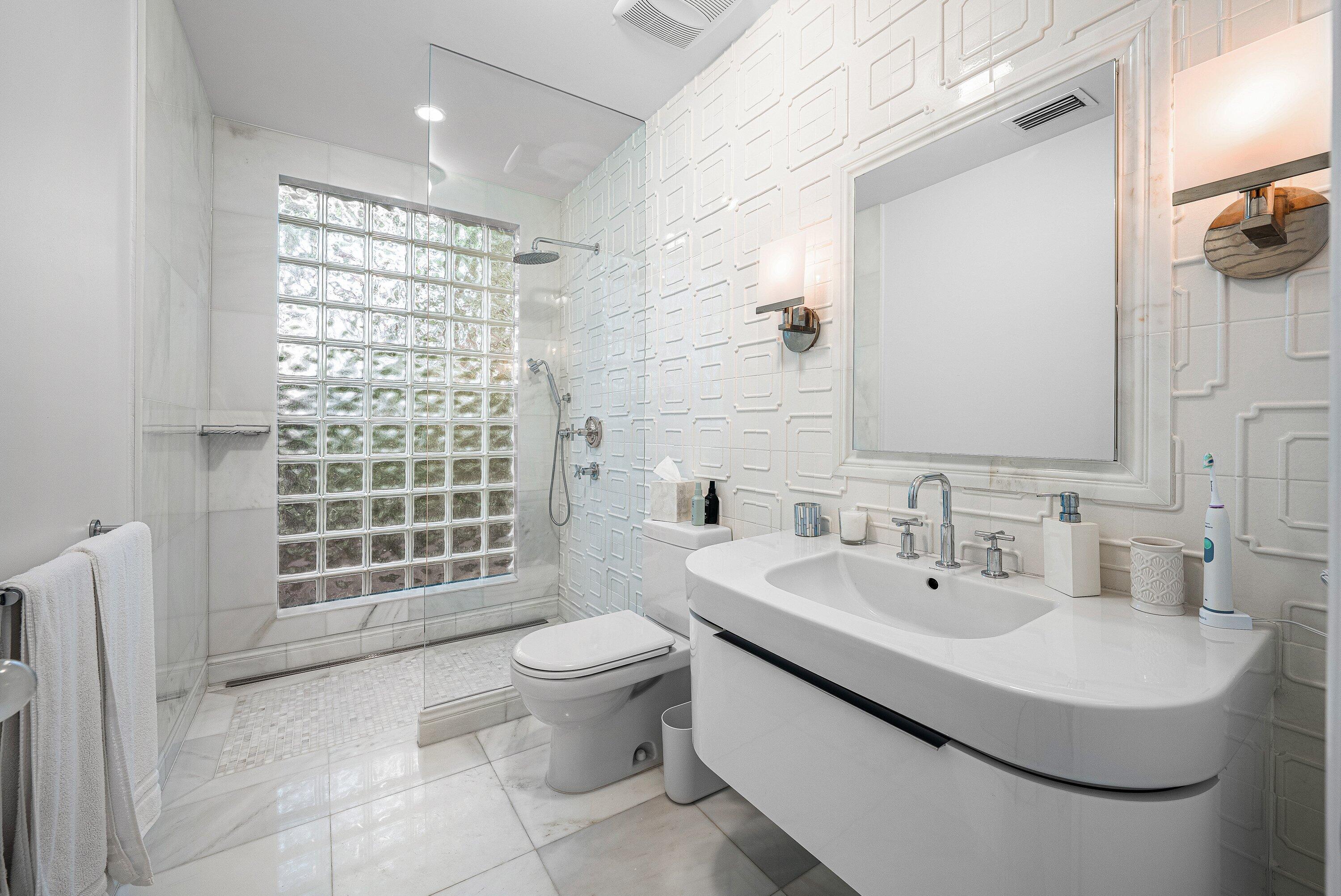 106 Beachway, Ocean Ridge FL 33435