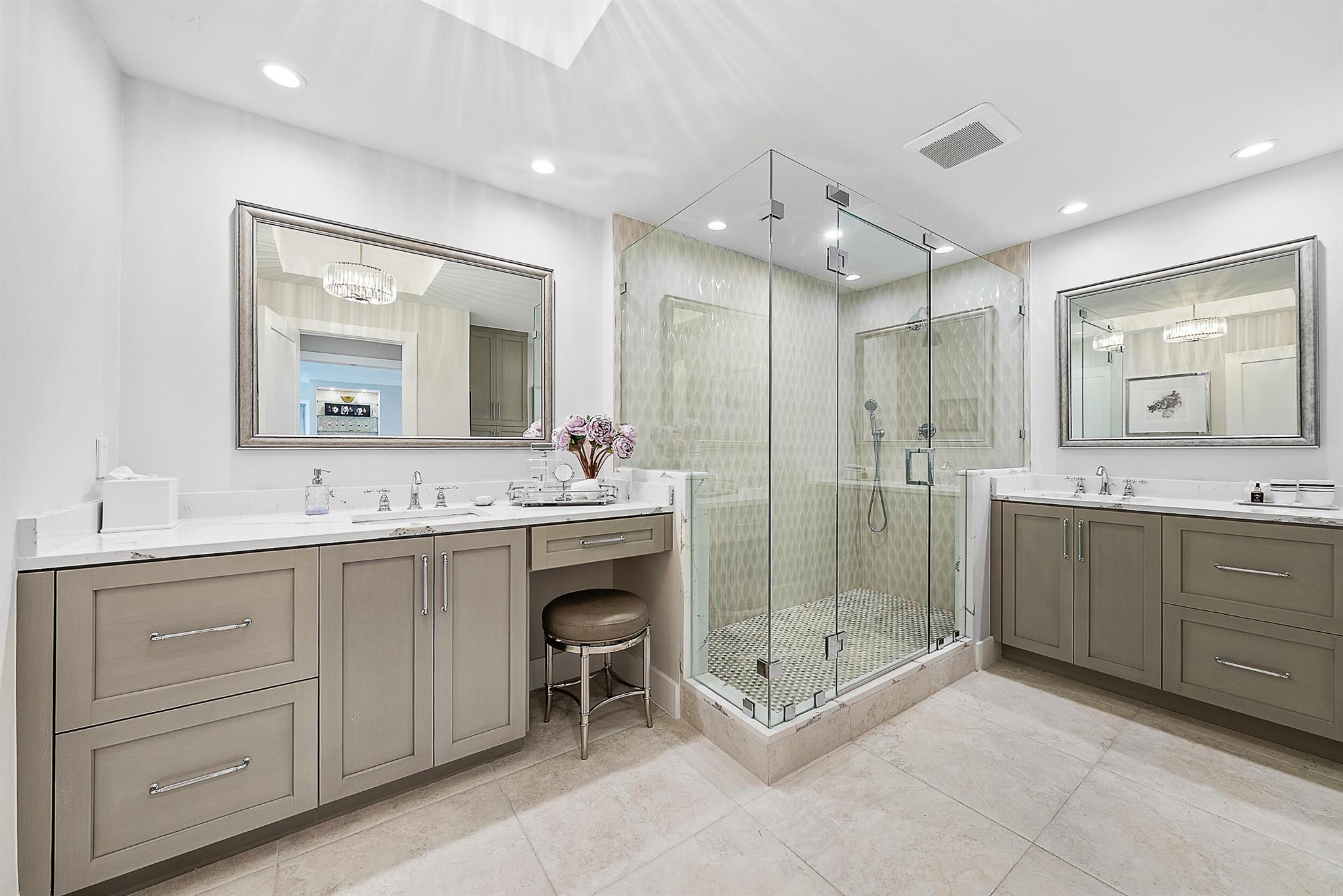 360 Spyglass Way, Jupiter FL 33477