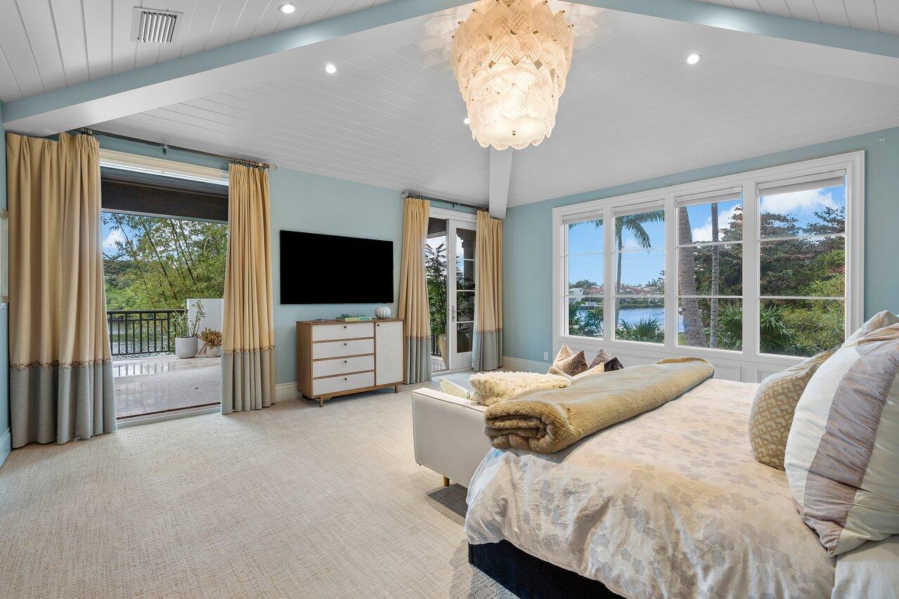 8 Driftwood Landing, Gulf Stream FL 33483