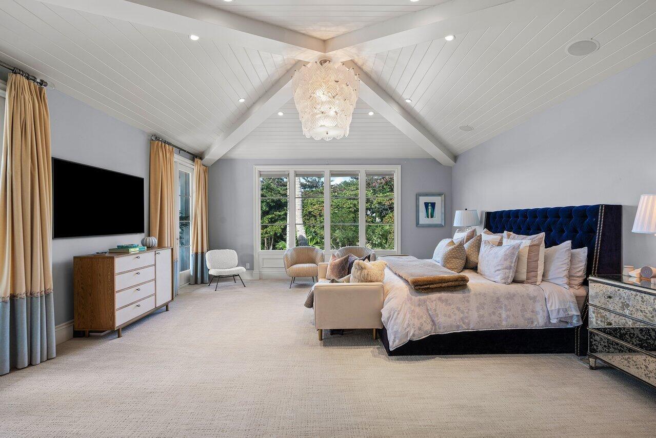 8 Driftwood Landing, Gulf Stream FL 33483