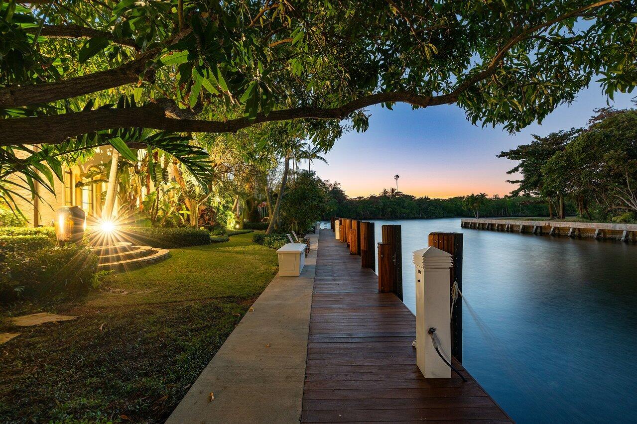 8 Driftwood Landing, Gulf Stream FL 33483