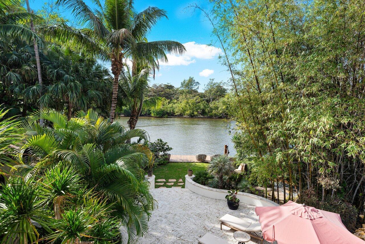 8 Driftwood Landing, Gulf Stream FL 33483