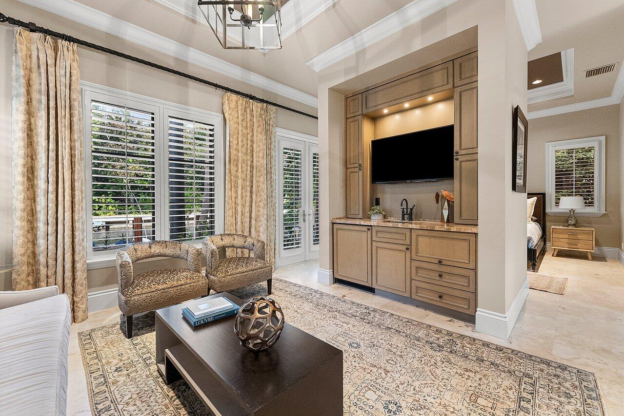 8 Driftwood Landing, Gulf Stream FL 33483