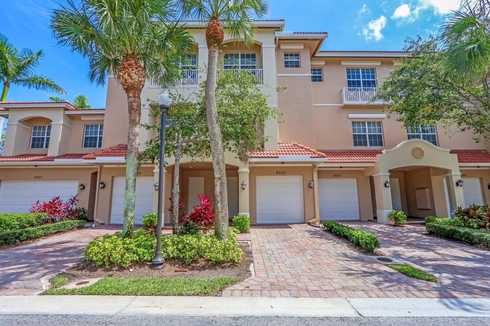 4505 Artesa Way, Palm Beach Gardens FL 33418