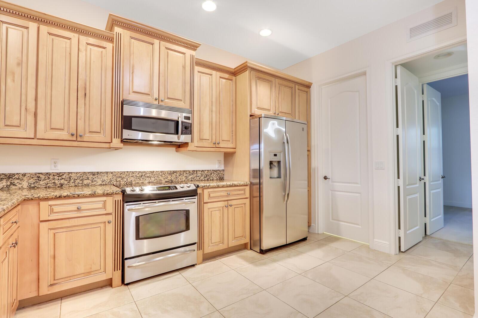 4505 Artesa Way, Palm Beach Gardens FL 33418