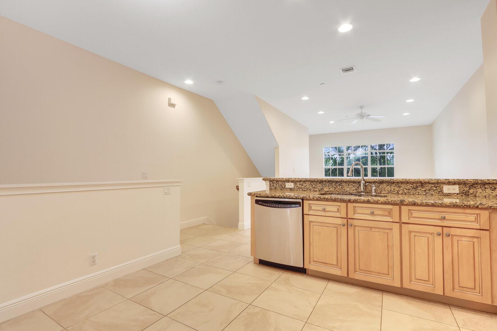 4505 Artesa Way, Palm Beach Gardens FL 33418