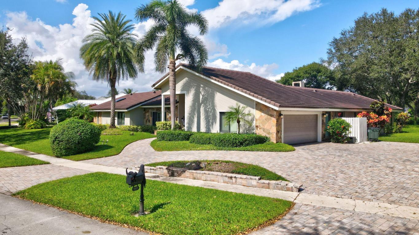 2903 Banyan Boulevard, Boca Raton FL 33431