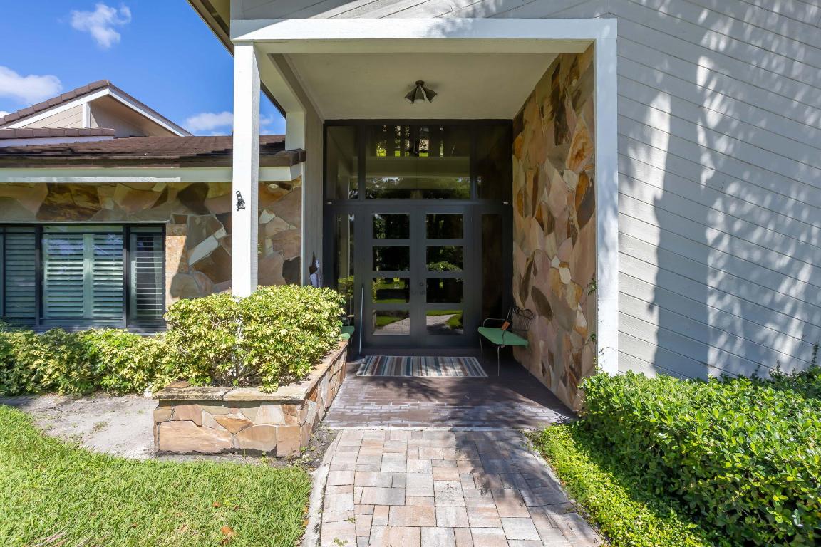 2903 Banyan Boulevard, Boca Raton FL 33431