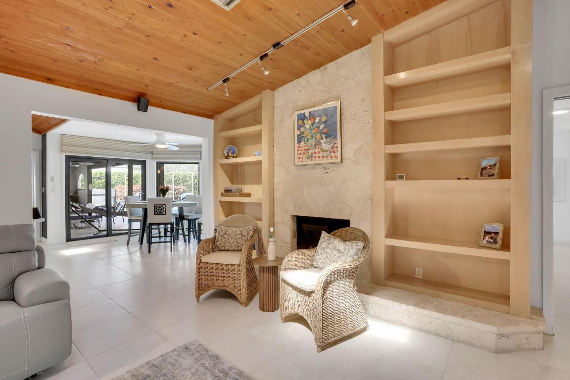 2903 Banyan Boulevard, Boca Raton FL 33431