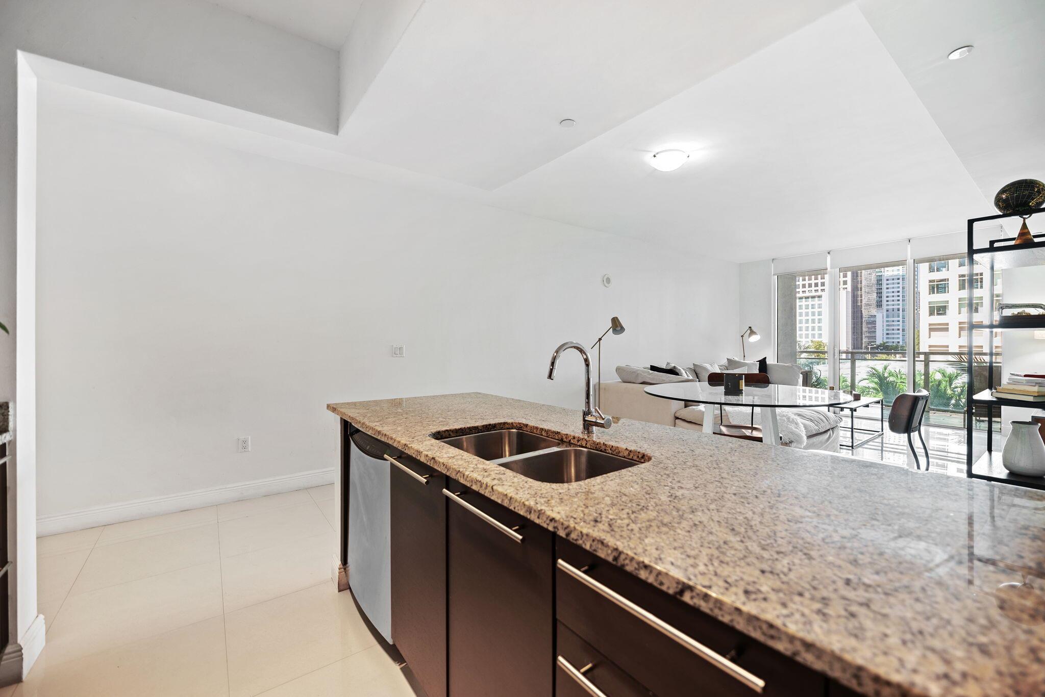 951 Brickell Avenue #400, Miami FL 33131