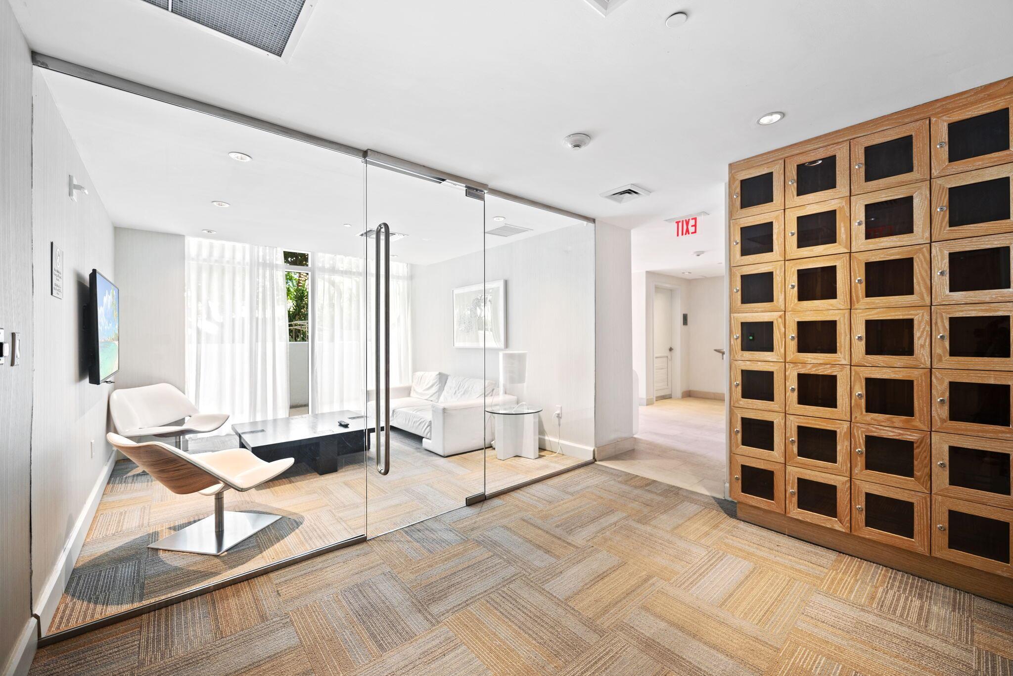 951 Brickell Avenue #400, Miami FL 33131