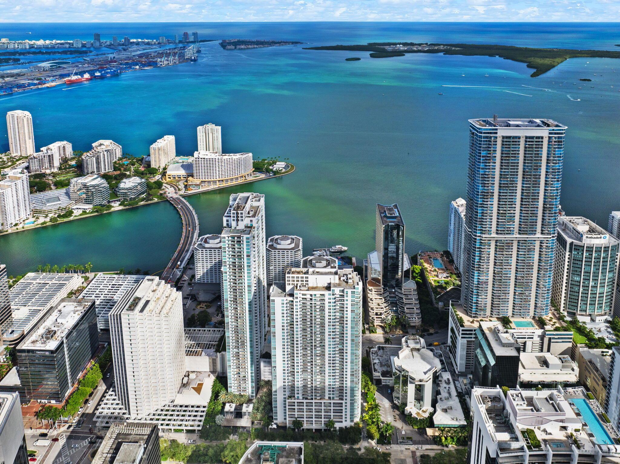 951 Brickell Avenue #400, Miami FL 33131