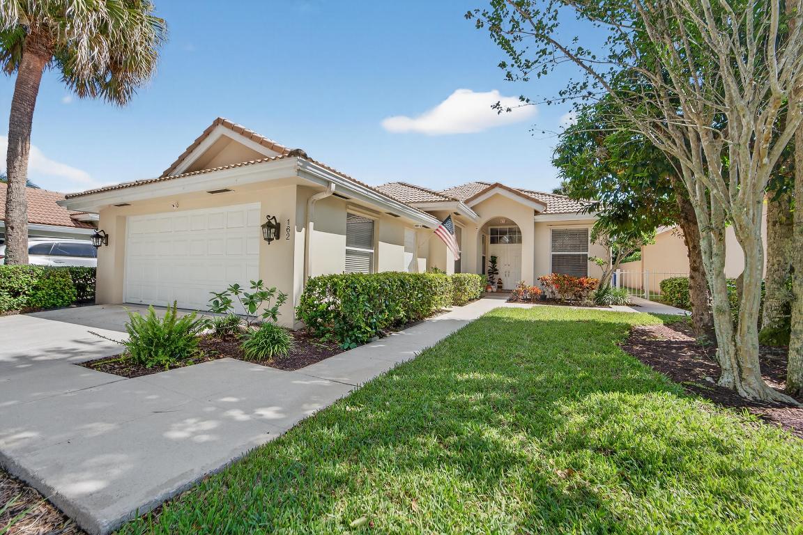 162 E Hampton, Jupiter FL 33458