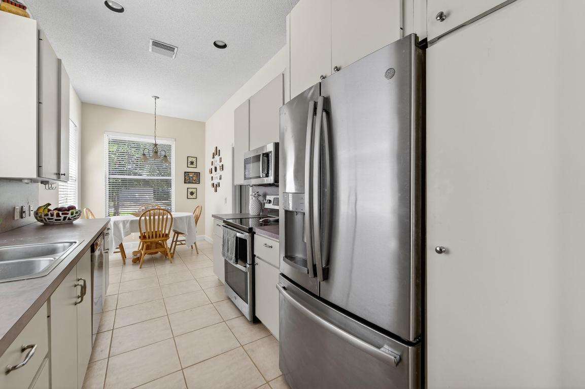 162 E Hampton, Jupiter FL 33458