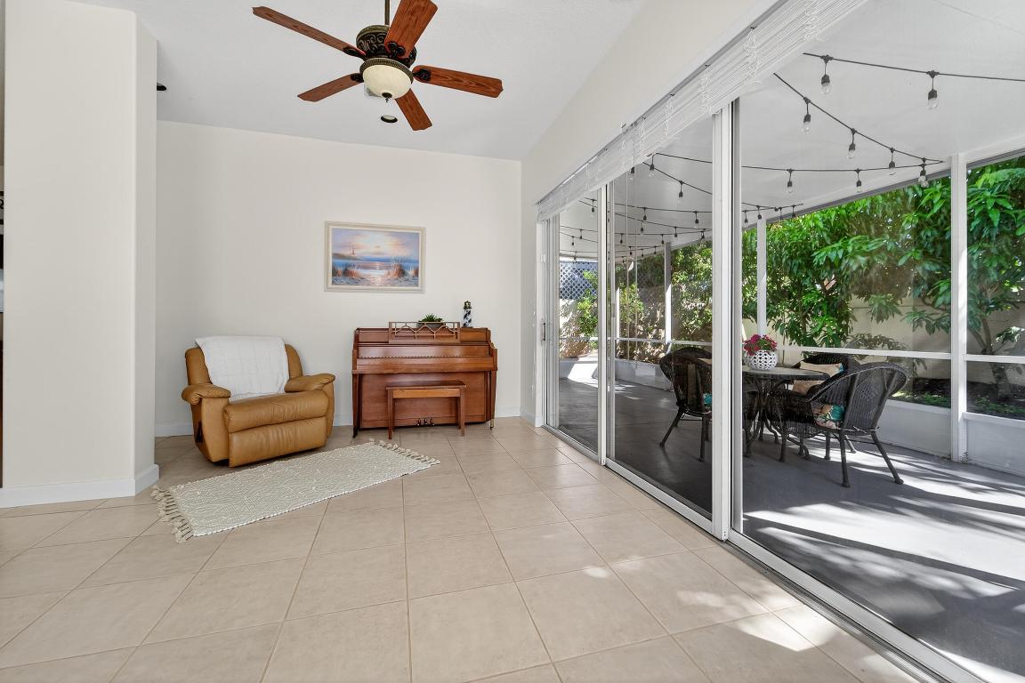 162 E Hampton, Jupiter FL 33458