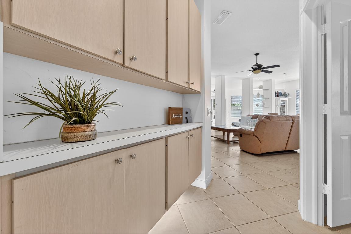 162 E Hampton, Jupiter FL 33458
