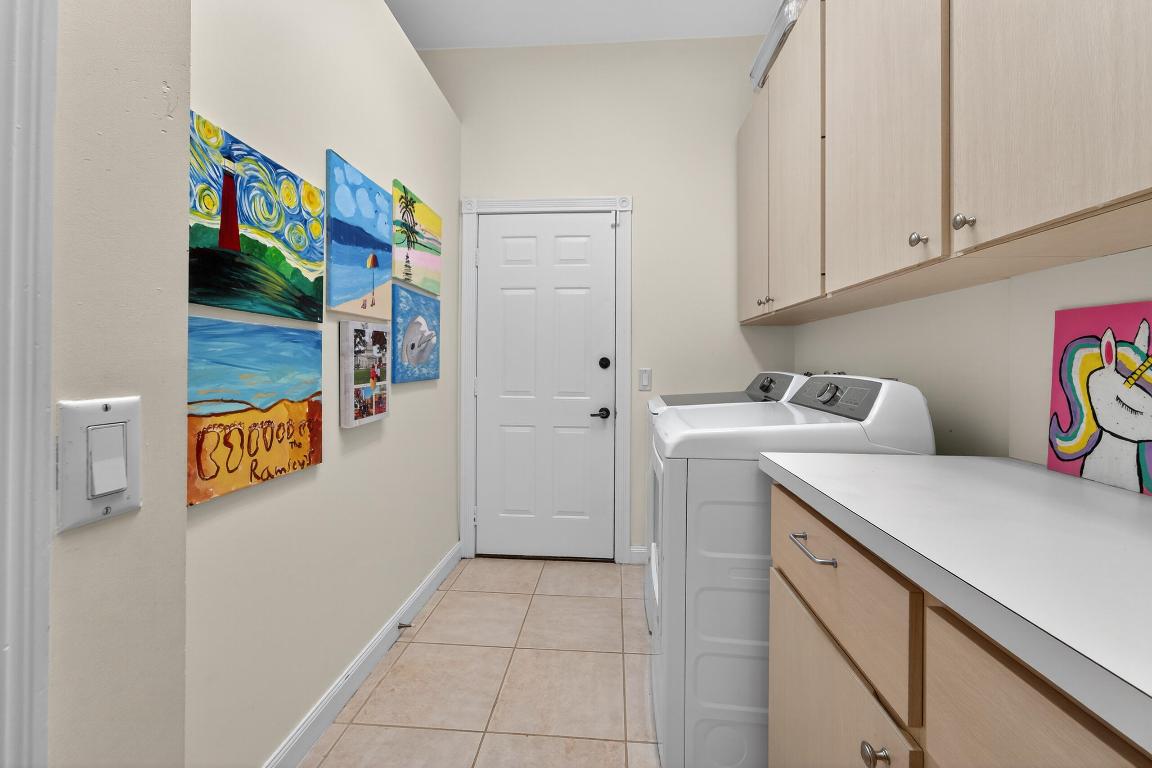 162 E Hampton, Jupiter FL 33458