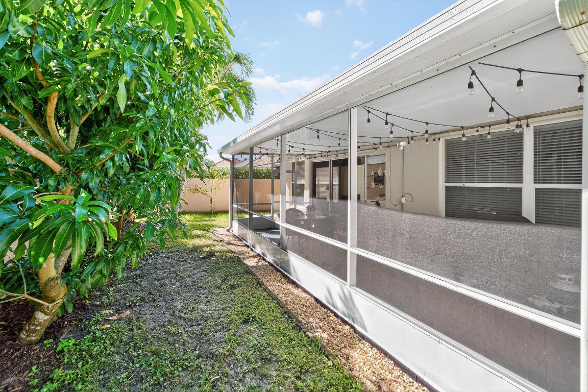 162 E Hampton, Jupiter FL 33458