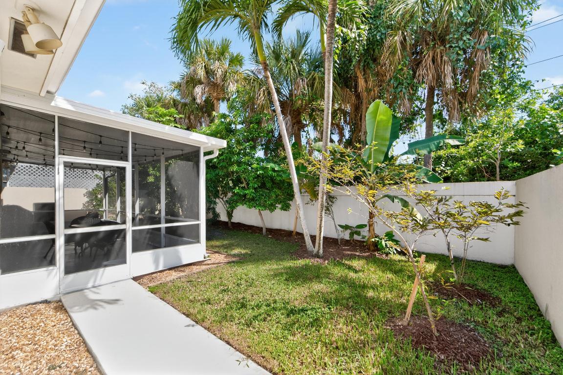 162 E Hampton, Jupiter FL 33458