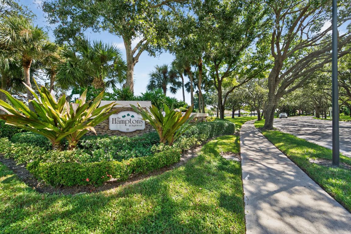162 E Hampton, Jupiter FL 33458