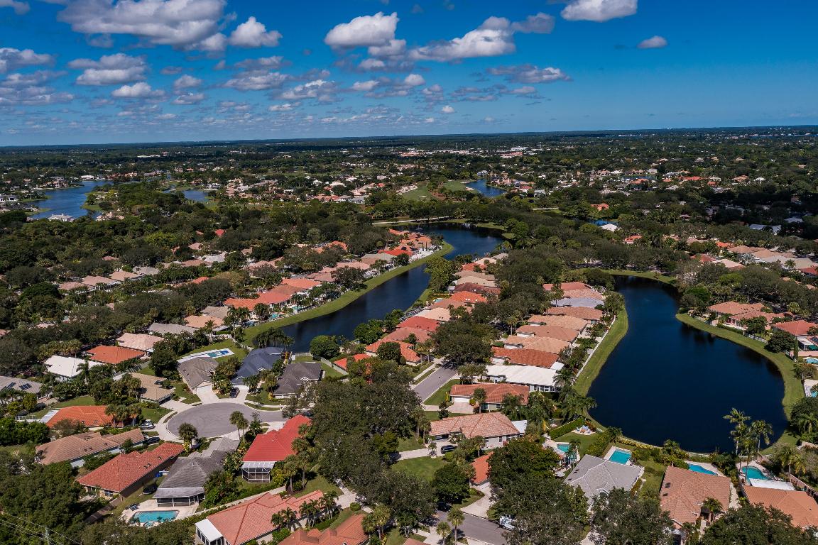 162 E Hampton, Jupiter FL 33458