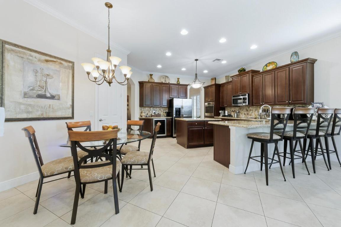 12293 Aviles, Palm Beach Gardens FL 33418