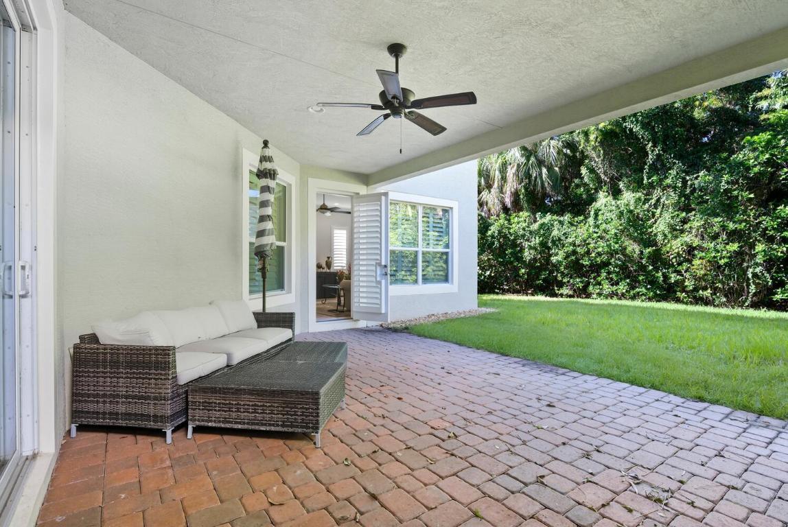 12293 Aviles, Palm Beach Gardens FL 33418