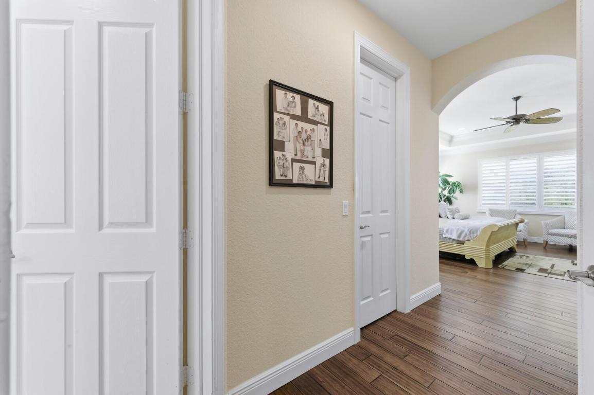 12293 Aviles, Palm Beach Gardens FL 33418