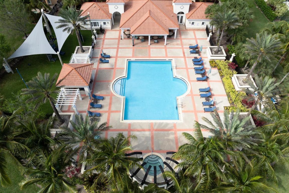 12293 Aviles, Palm Beach Gardens FL 33418