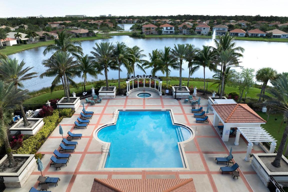 12293 Aviles, Palm Beach Gardens FL 33418