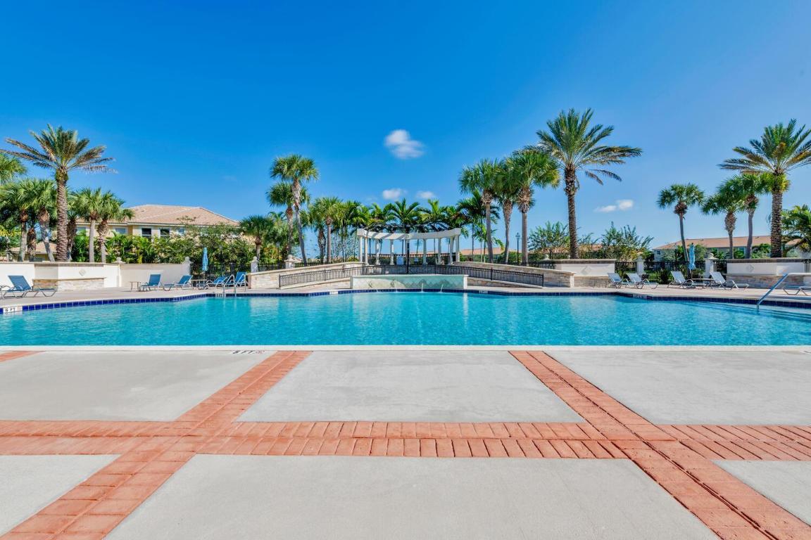 12293 Aviles, Palm Beach Gardens FL 33418