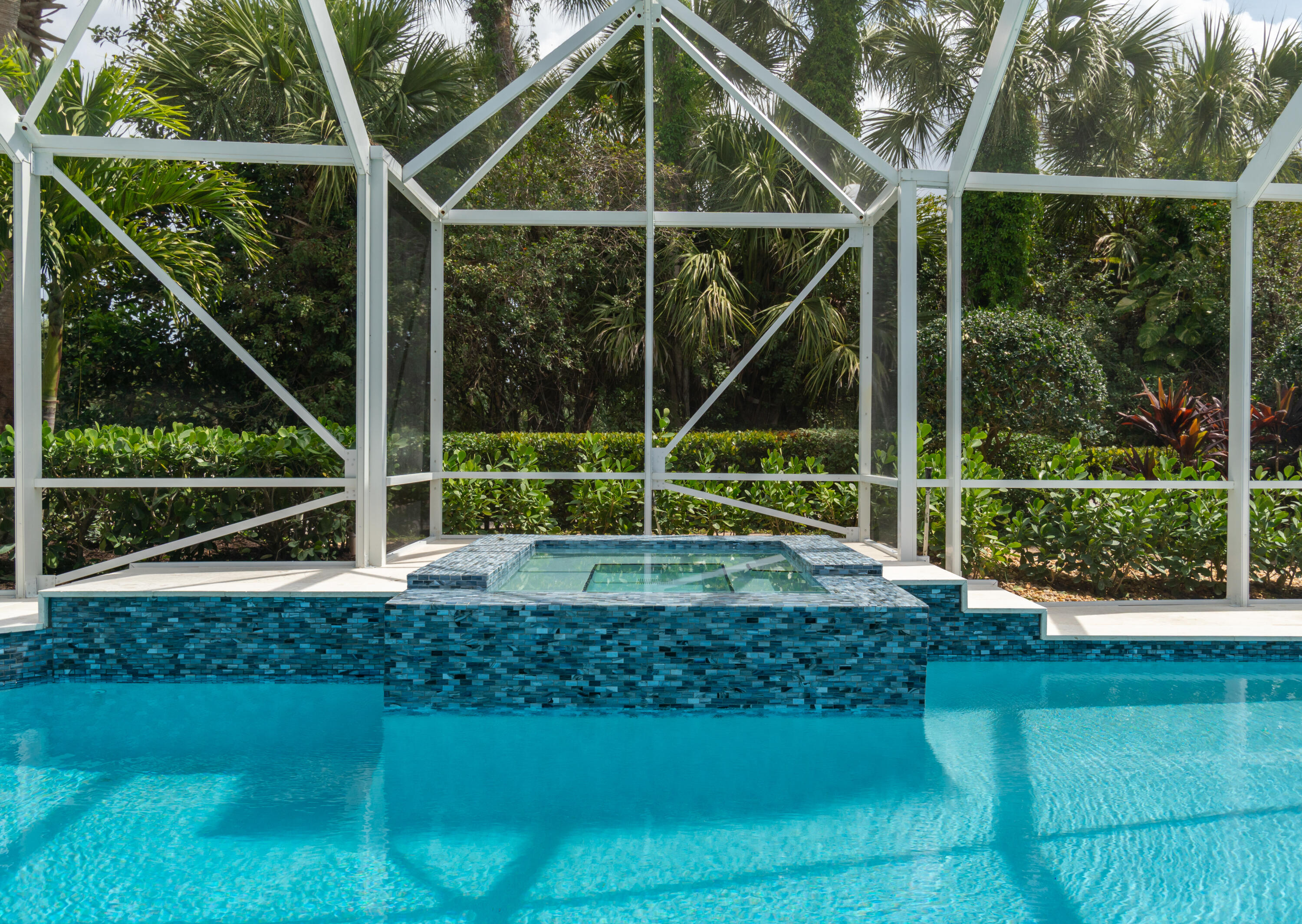 1209 Breakers West, West Palm Beach FL 33411