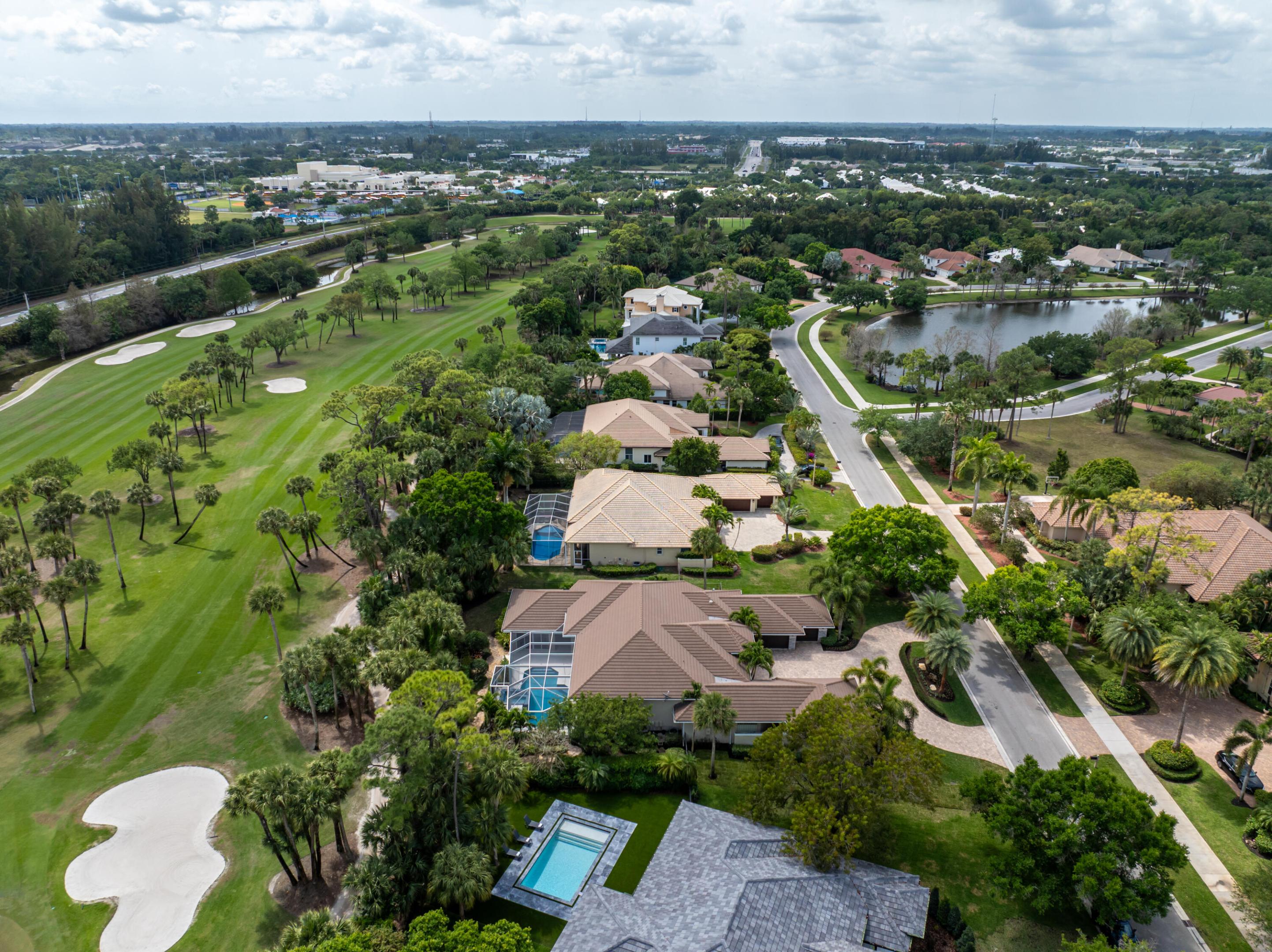 1209 Breakers West, West Palm Beach FL 33411